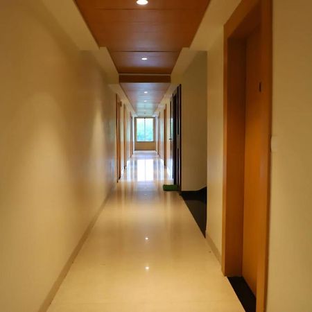 Ananda Castle Hotel Vrindavan Luaran gambar